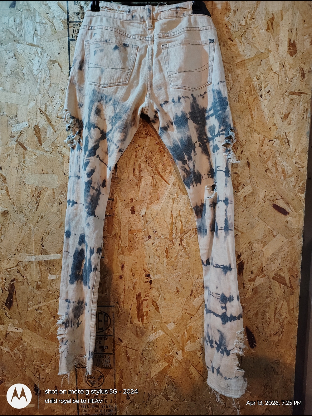 Bullhead Mermisa Super Skinny Gray And Pink Tie Died And Cut  Slim Jeans Sz 0R